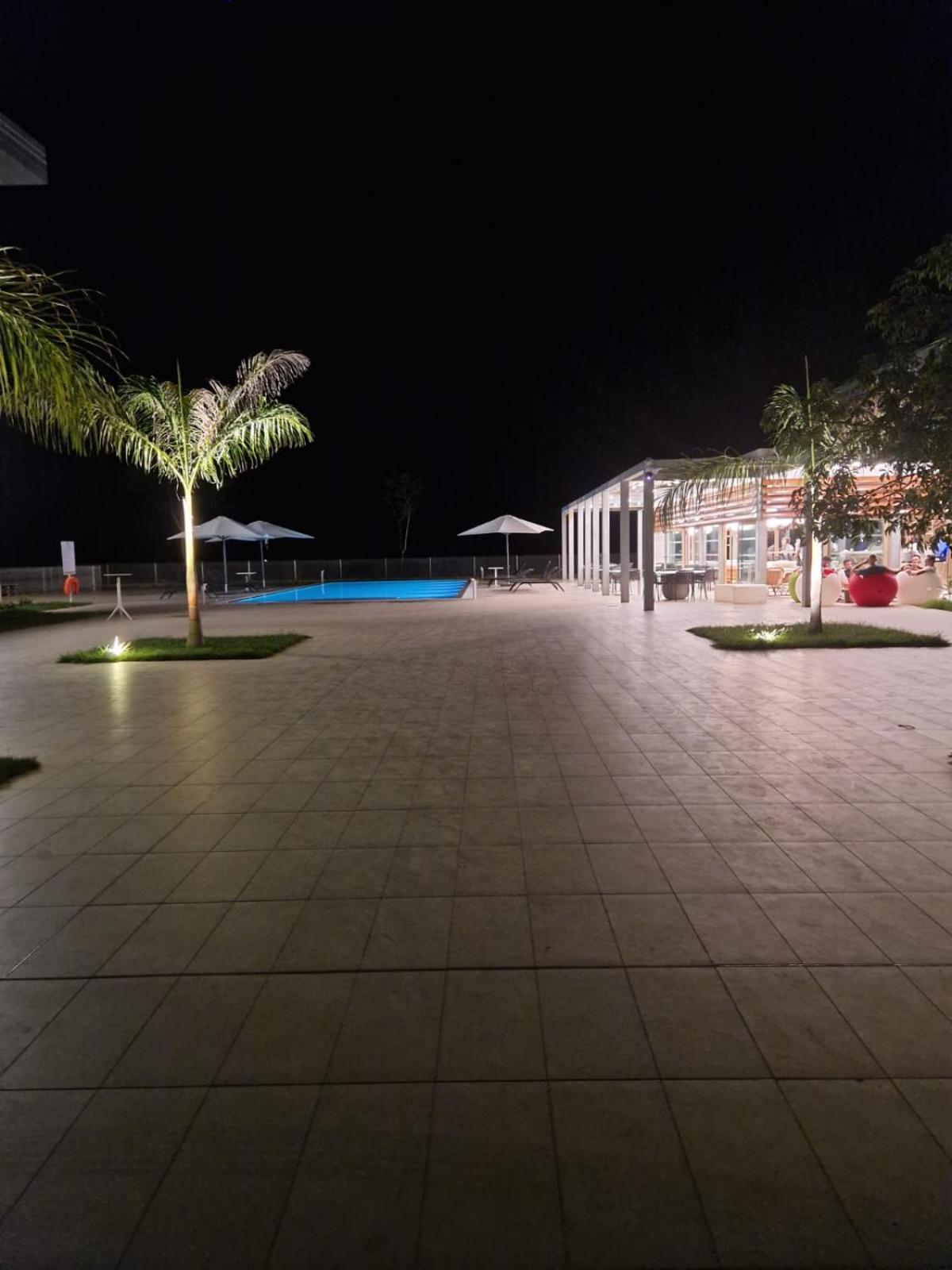 Pamandzi Ibis Styles Mayotte Aeroport מראה חיצוני תמונה